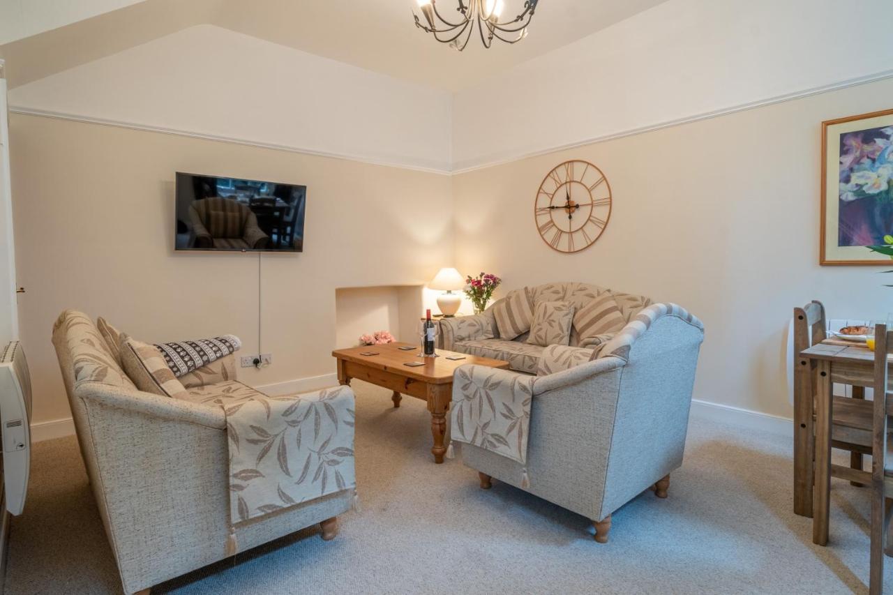 Kent Cottage - Town Centre, With Parking Kendal Exterior foto