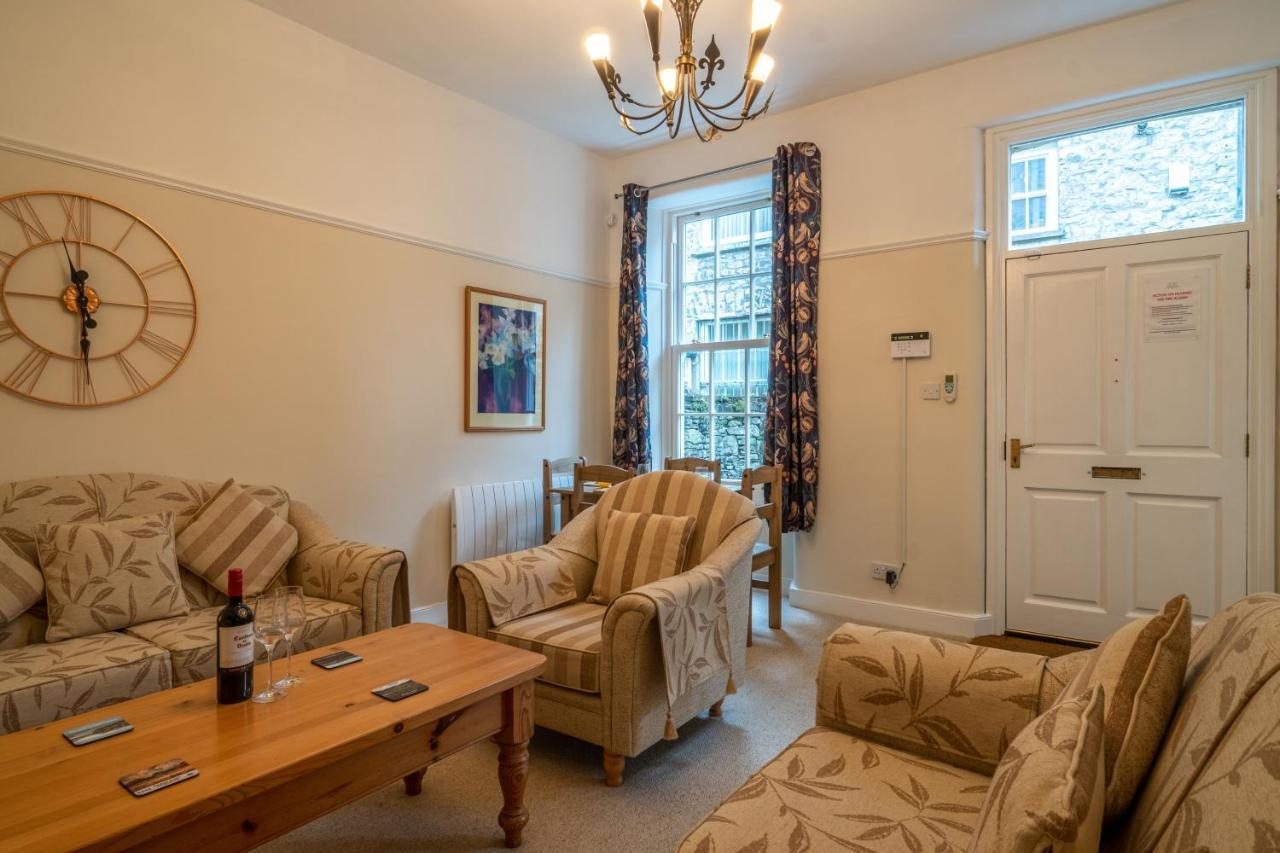 Kent Cottage - Town Centre, With Parking Kendal Exterior foto